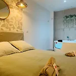 Emeraude Romance Avec Prive - 402 Rouen