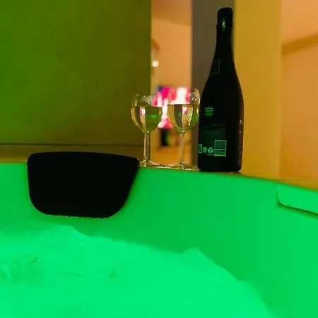 Апартаменти Emeraude Romance Avec Prive - 402 Руан