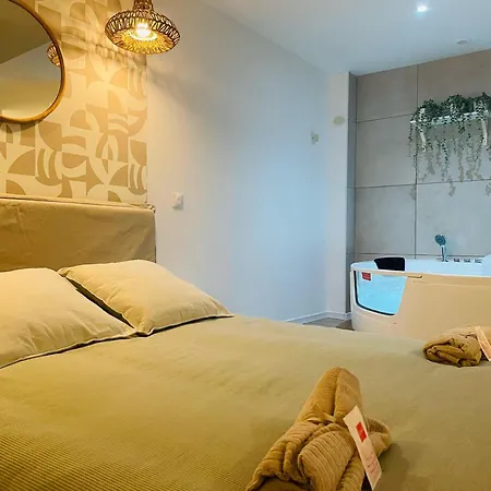 émeraude Romance Avec Privé - 402 Rouen