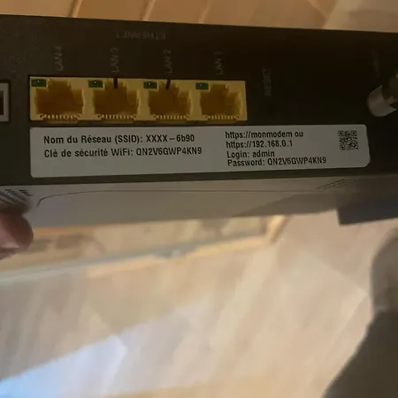 émeraude Romance Avec Privé - 402 * Rouen