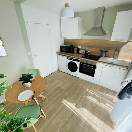 émeraude Romance Avec Privé - 402 * Rouen