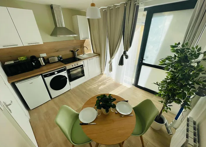 Emeraude Romance Avec Prive - 402 Апартаменти *