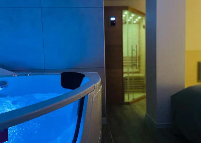 émeraude Romance Avec Privé - 402