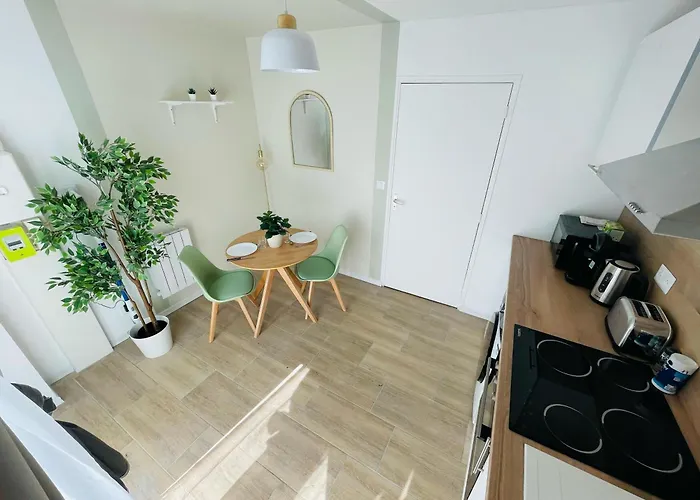 émeraude Romance Avec Privé - 402 Appartement