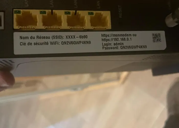 Emeraude Romance Avec Prive - 402 * Руан