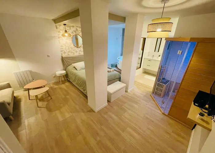 Emeraude Romance Avec Prive - 402 Апартаменти *